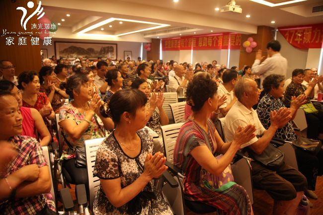 “每天一杯红酒能软化血管”的说法,真的有科学依据吗? “每天一杯红酒能软化血管”的说法,真的有科学依据吗?